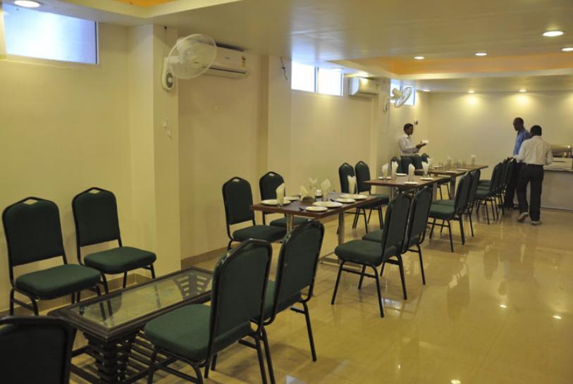 Nirvana Hotel - Varanasi — Photos 1